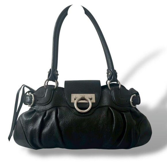 Salvatore Ferragamo black leather handbag - Picture 2 of 11